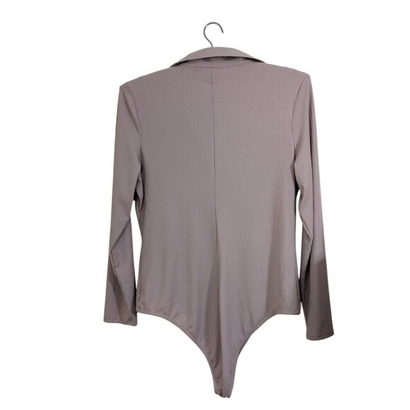 Fashion To Figure Womens Bodysuit Plus 2X Beige Long Sleeve Collar V Neck Ribbed - Picture 2 of 4